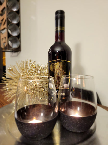 Coal Black - 21 Oz. Handmade Glitter Dipped Wine Glass (single)